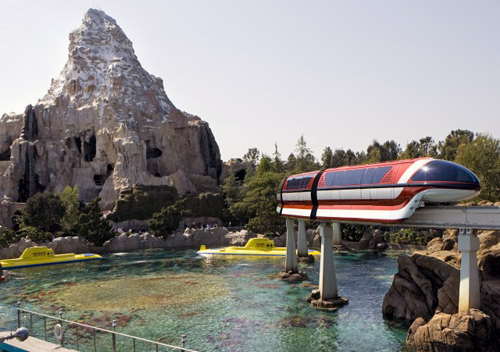 Disneyland Theme Park: Monorail, Bobsled, and Submarine